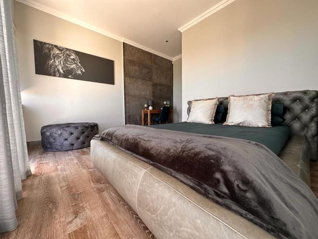 Luxury Home Located On Pinnacle Point Golf Estate Mossel Bay Kültér fotó