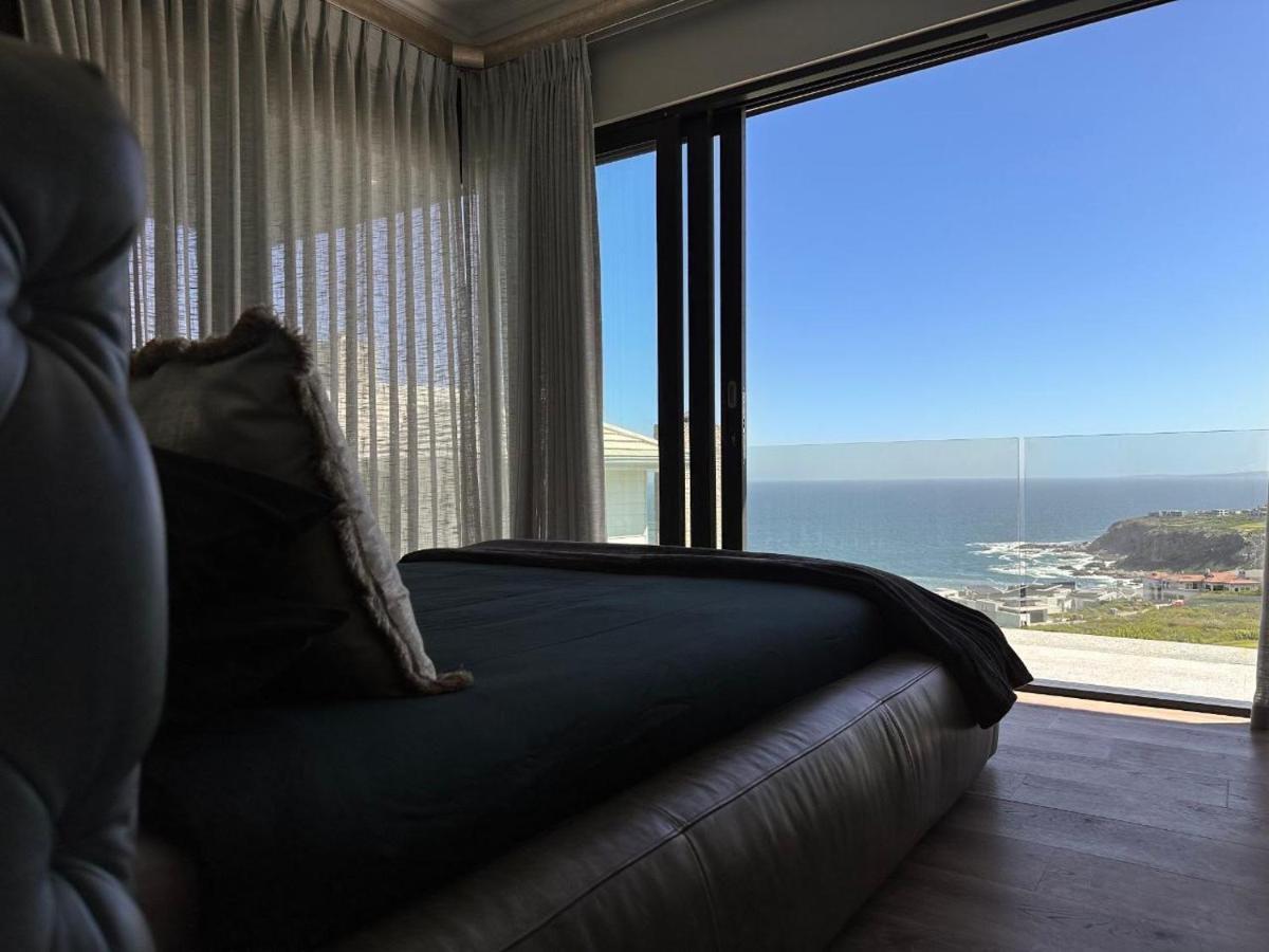 Luxury Home Located On Pinnacle Point Golf Estate Mossel Bay Kültér fotó
